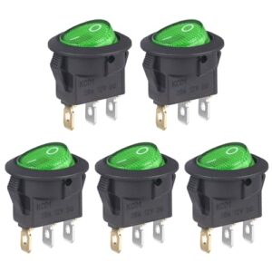 Fünf grün leuchtende Kippschalter für 12V DC mit schwarzer Kunststoffbasis und glanzvollem Oberteil, ideal für elektronische Geräte und Anwendungen.