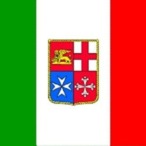 Premium Italienische Bootsflagge mit Wappen in den Farben Grün, Weiß und Rot, Größe 30 x 45 cm, wetterfest und strapazierfähig.